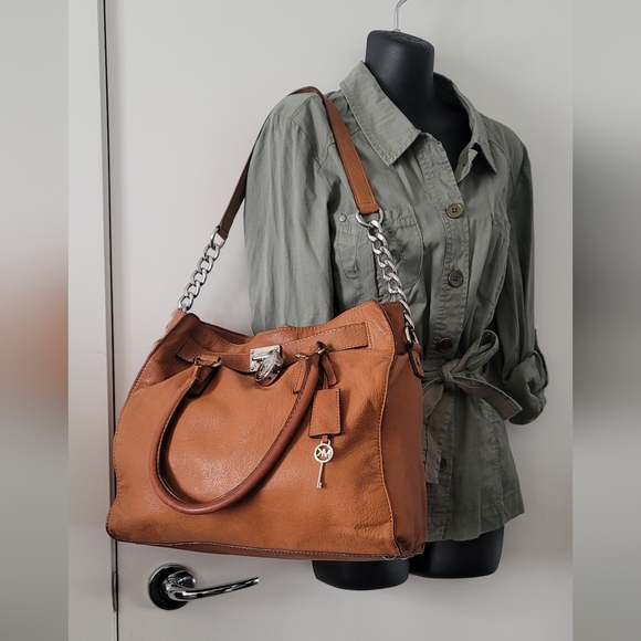 Michael Kors Hamilton Leather Bag - Picture 4 of 12